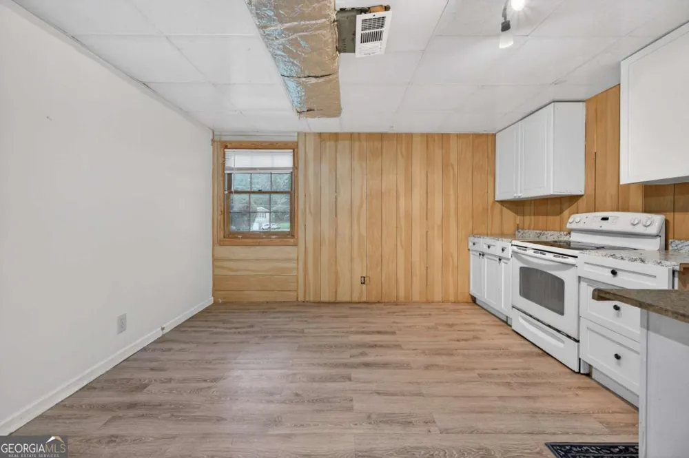4894 Candlewood LN Stone Mountain, GA 30088