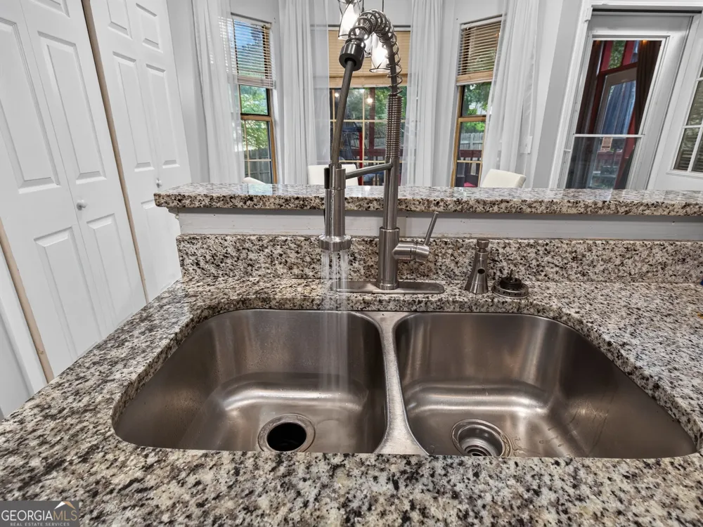 5750 Rex Mill TER Rex, GA 30273
