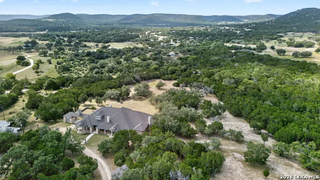 471 Settlement Rd Bandera, TX 78003