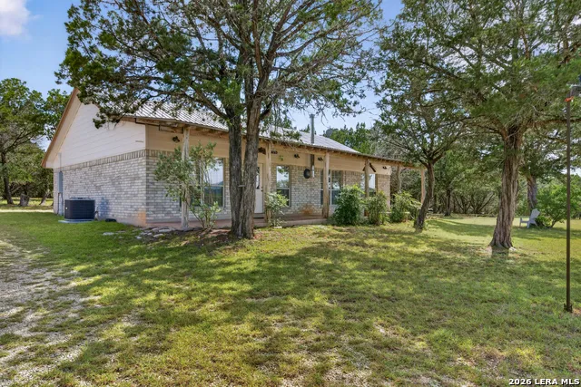 471 Settlement Rd Bandera, TX 78003