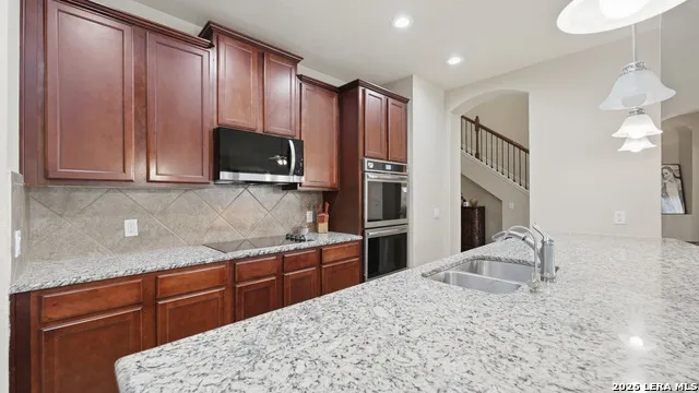 4929 BATTLE LAKE ST Schertz, TX 78108
