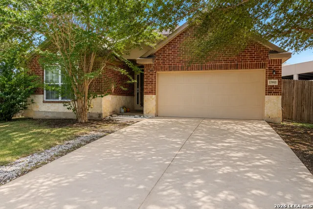 13911 Blakeville Live Oak, TX 78233