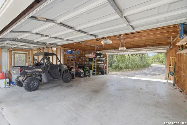 309 County Road 2751 Mico, TX 78056