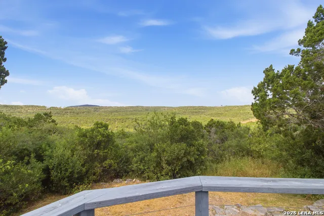 309 County Road 2751 Mico, TX 78056