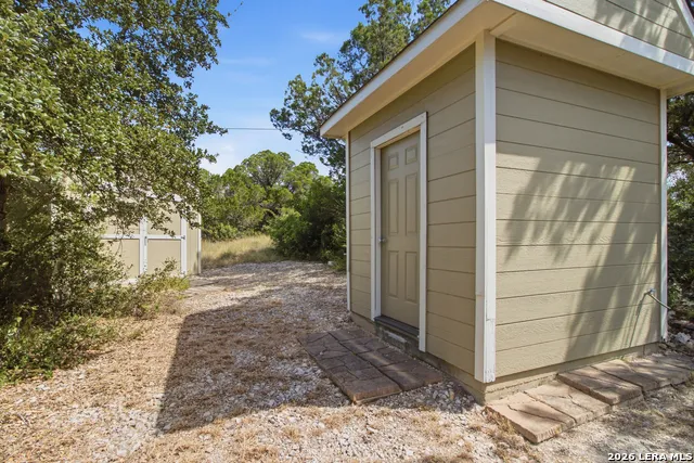 309 County Road 2751 Mico, TX 78056