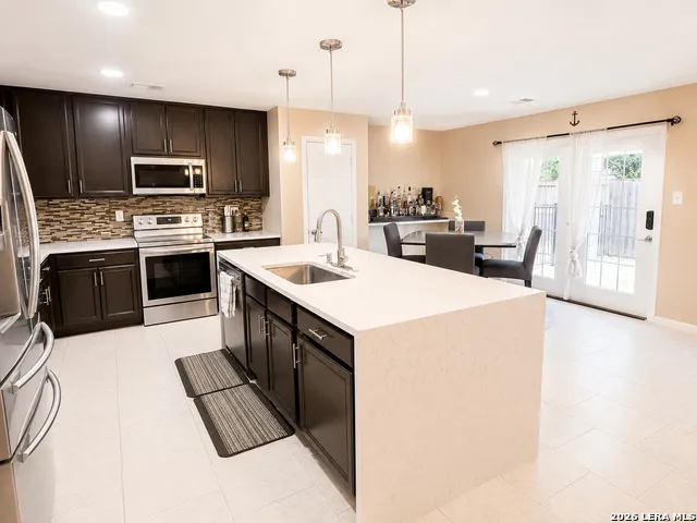 21810 Broken Elm San Antonio, TX 78259