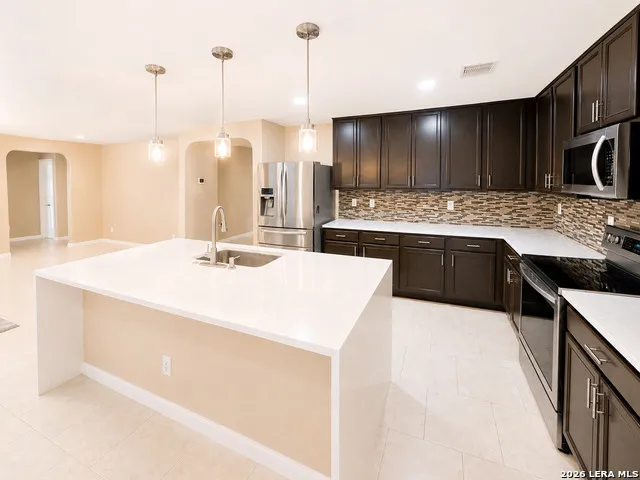 21810 Broken Elm San Antonio, TX 78259