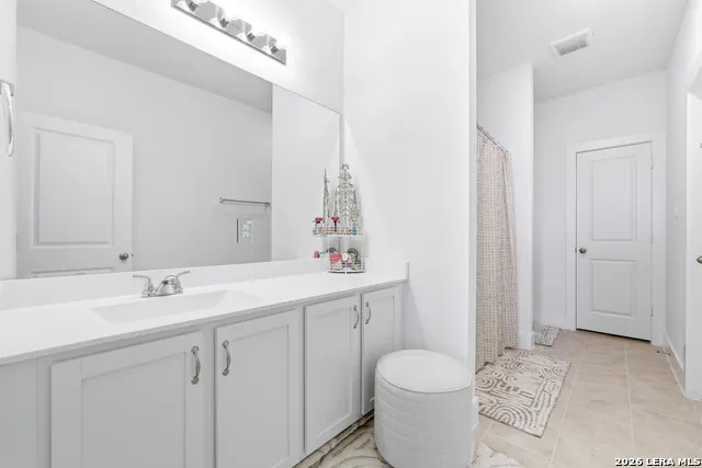 3716 Isaac Dr Seguin, TX 78155