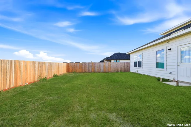 3716 Isaac Dr Seguin, TX 78155
