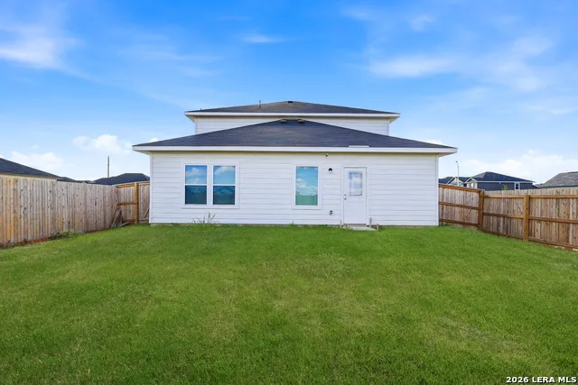 3716 Isaac Dr Seguin, TX 78155