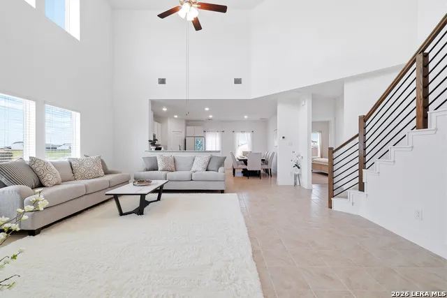 3716 Isaac Dr Seguin, TX 78155
