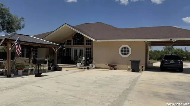 116 VIEW DR Eagle Pass, TX 78852