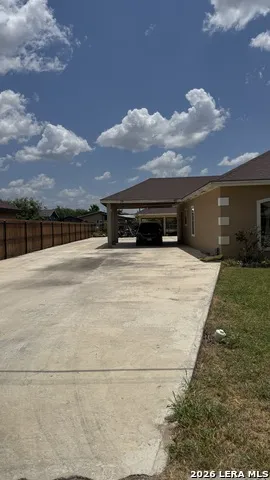 116 VIEW DR Eagle Pass, TX 78852