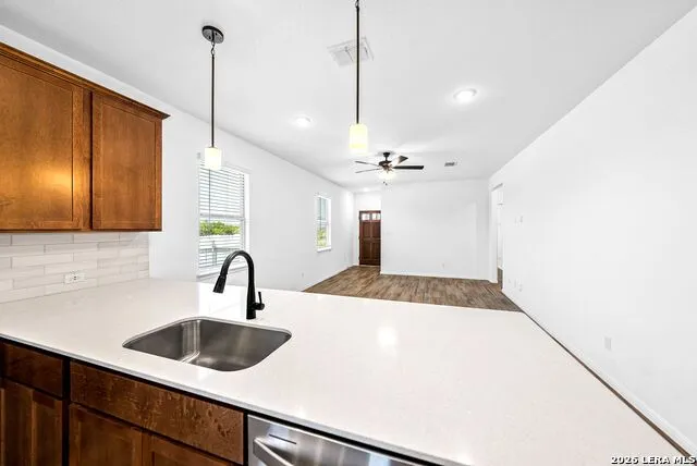 279 Rieber Rd Kyle, TX 78640