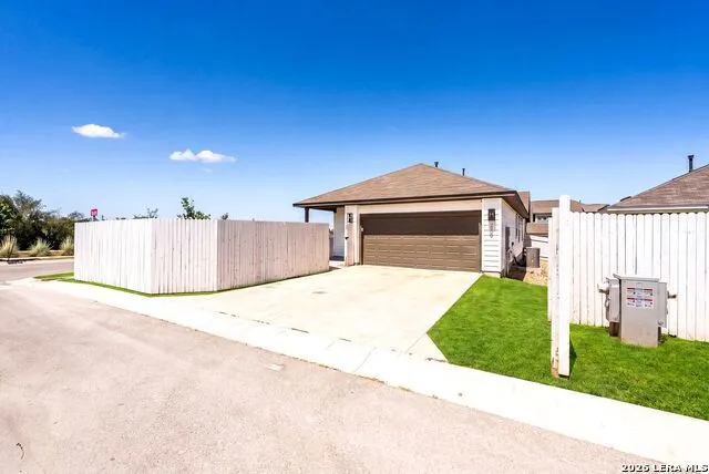 279 Rieber Rd Kyle, TX 78640