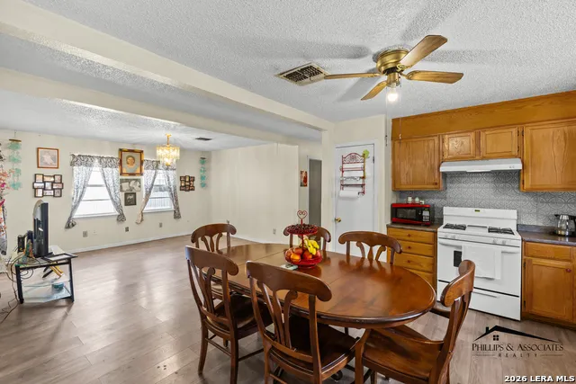 1709 Avenue E Hondo, TX 78861