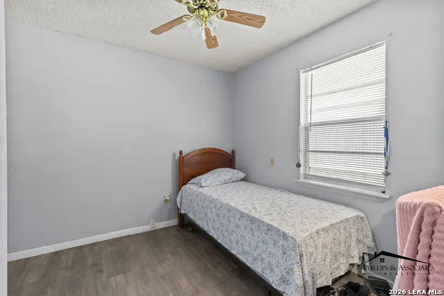 1709 Avenue E Hondo, TX 78861