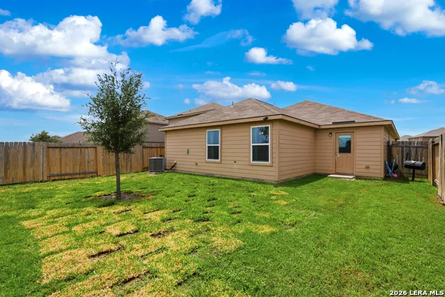 15022 SILVER TREE CV Von Ormy, TX 78073