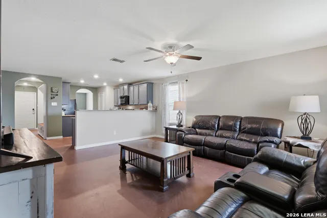 15022 SILVER TREE CV Von Ormy, TX 78073