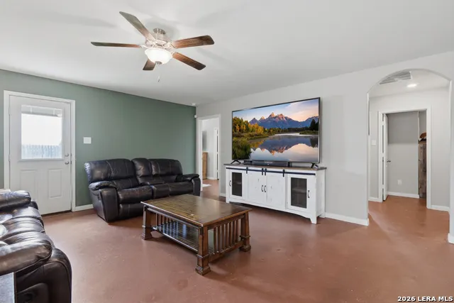 15022 SILVER TREE CV Von Ormy, TX 78073