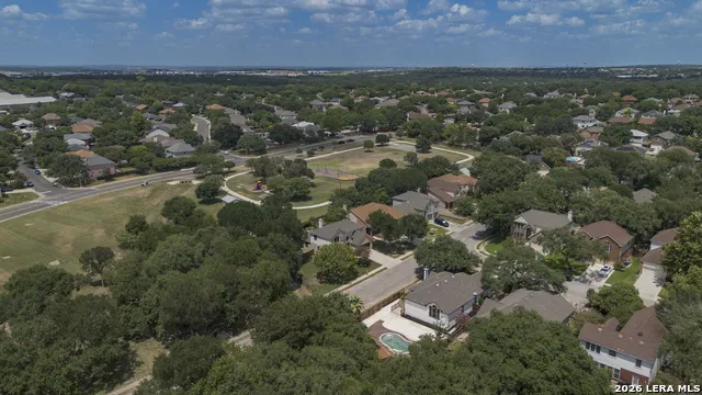 2555 Crested Heights Schertz, TX 78154