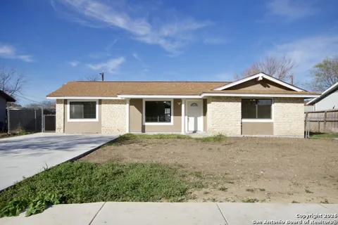 7107 Westlawn Dr