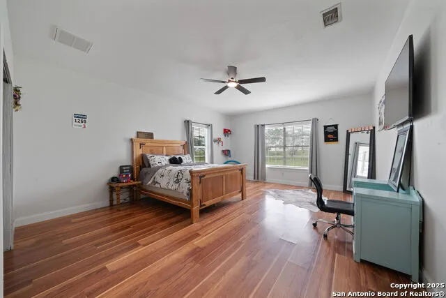 4495 Sh 16 Jourdanton, TX 78026