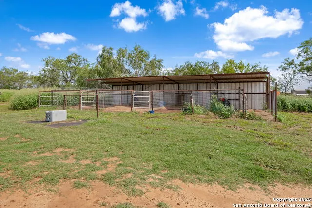 4495 Sh 16 Jourdanton, TX 78026