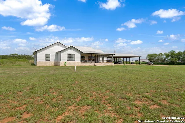 4495 Sh 16 Jourdanton, TX 78026