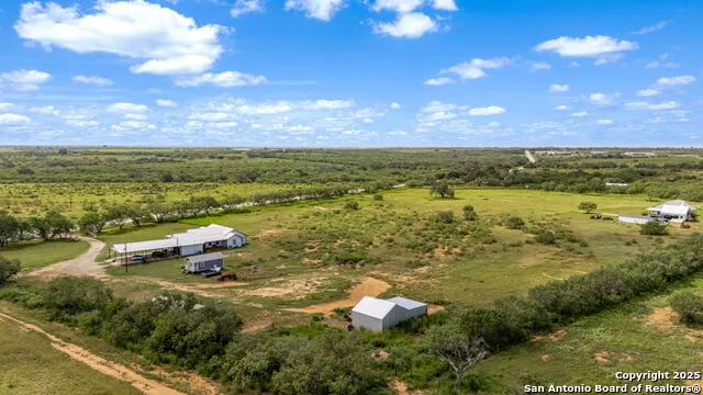4495 Sh 16 Jourdanton, TX 78026