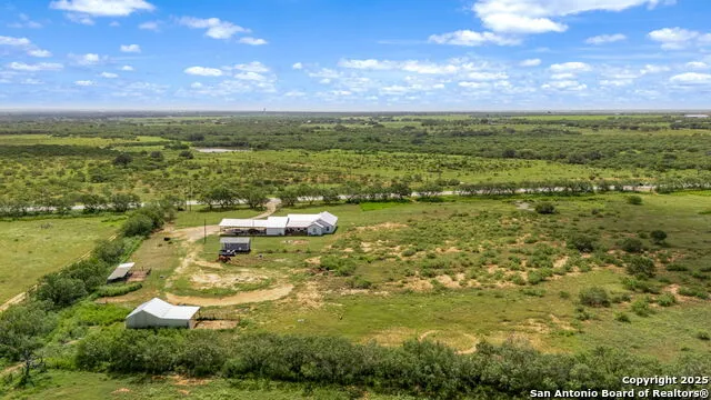4495 Sh 16 Jourdanton, TX 78026