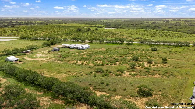 4495 Sh 16 Jourdanton, TX 78026