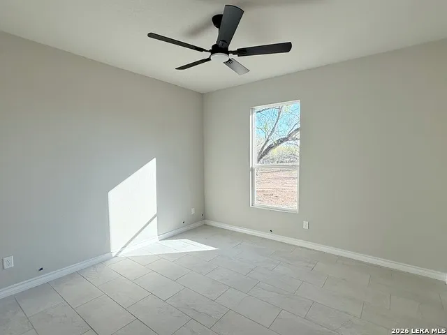 1450 Corgey Rd. Pleasanton, TX 78064