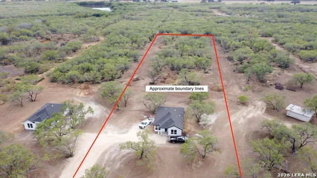 1450 Corgey Rd. Pleasanton, TX 78064