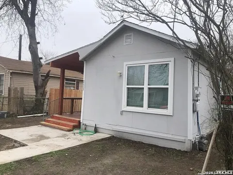 2115 S NAVIDAD ST