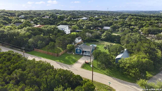1283 Rocky Creek Dr Canyon Lake, TX 78133