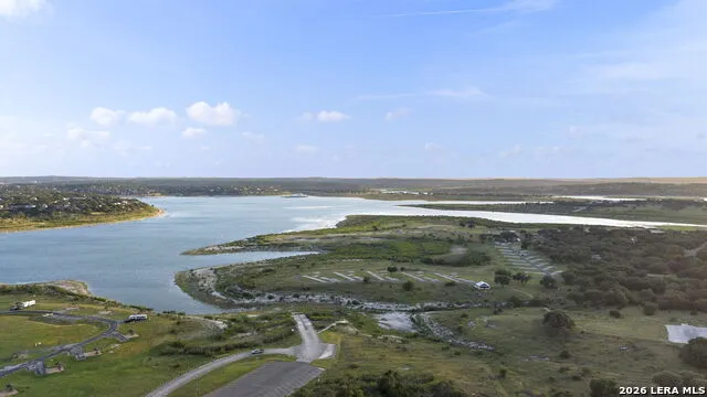 1283 Rocky Creek Dr Canyon Lake, TX 78133