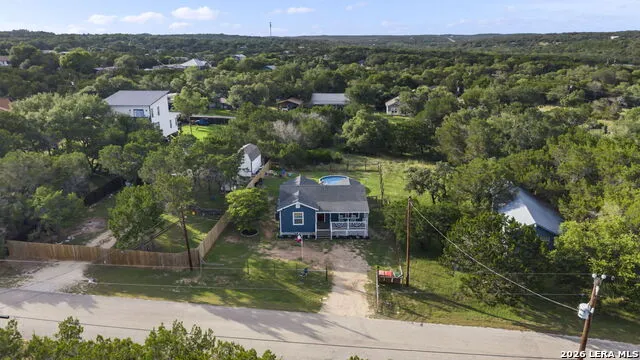 1283 Rocky Creek Dr Canyon Lake, TX 78133