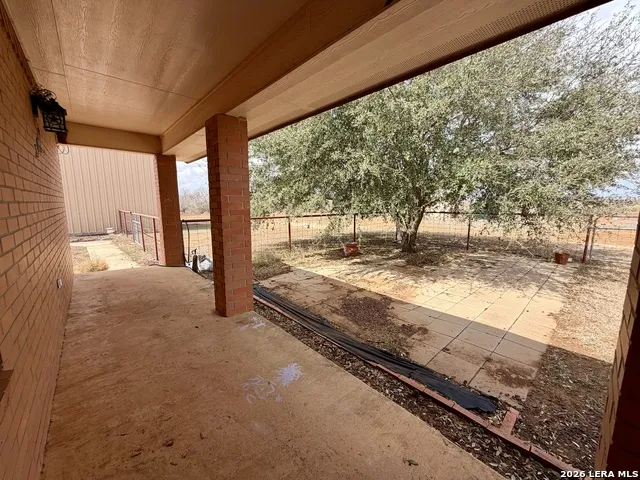1550 County Road 300 Jourdanton, TX 78026