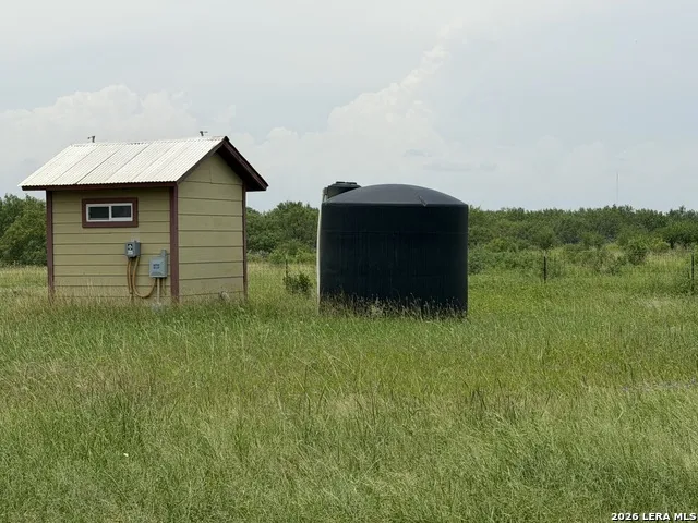 1550 County Road 300 Jourdanton, TX 78026