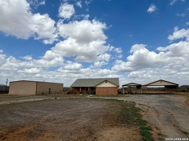 1550 County Road 300 Jourdanton, TX 78026