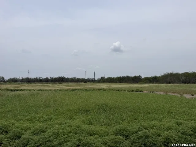 1550 County Road 300 Jourdanton, TX 78026