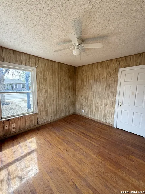 1351 W Theo San Antonio, TX 78225