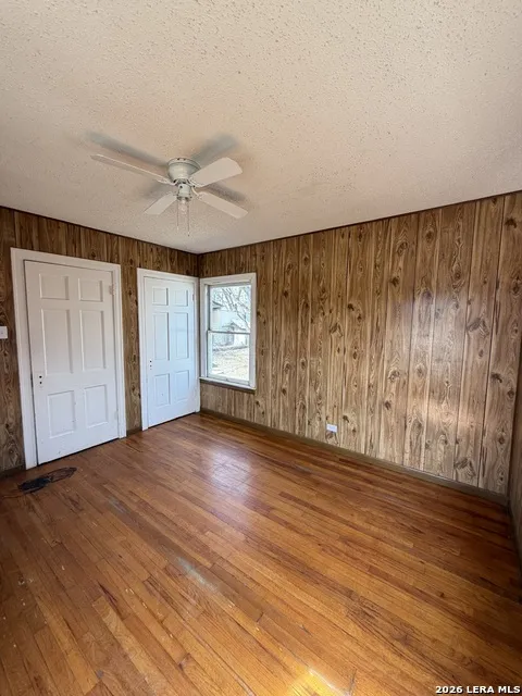 1351 W Theo San Antonio, TX 78225