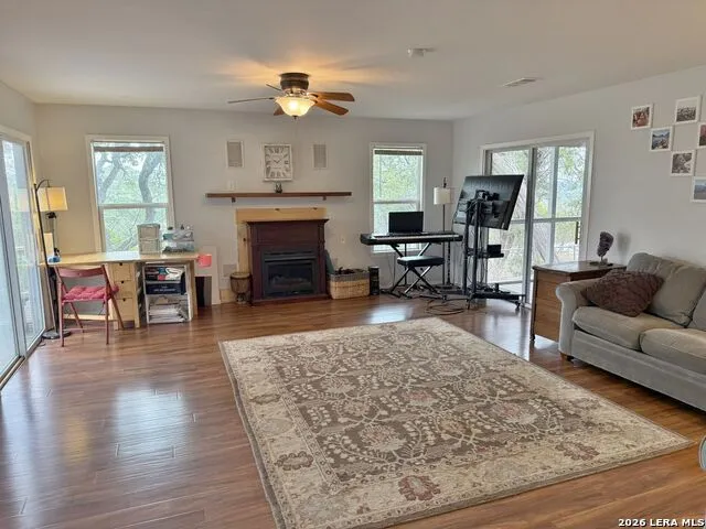 1154 Spitz Kegel View Canyon Lake, TX 78133