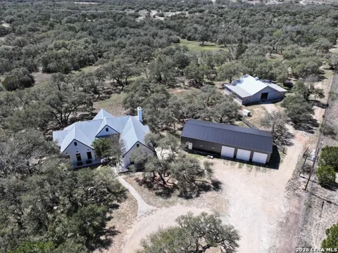 795 Persimmon