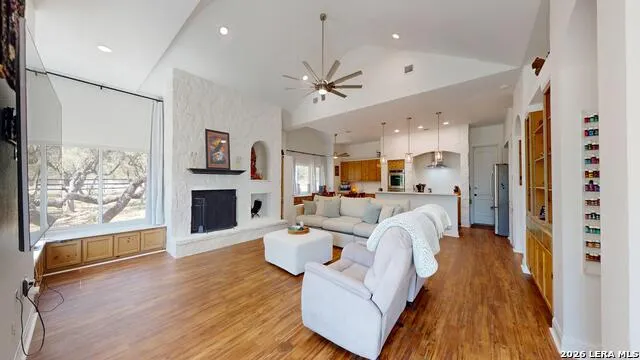 795 Persimmon Bulverde, TX 78163