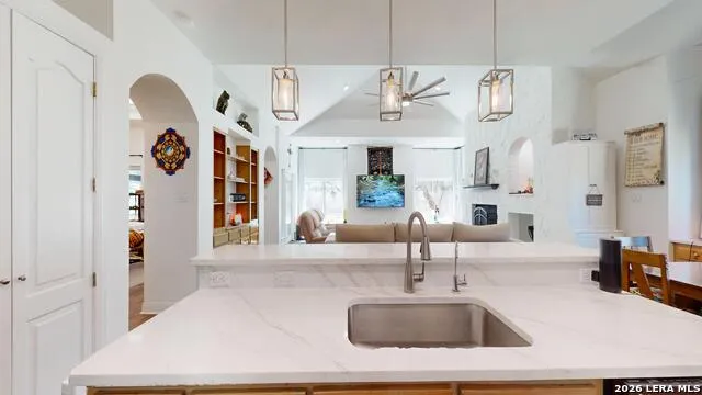 795 Persimmon Bulverde, TX 78163