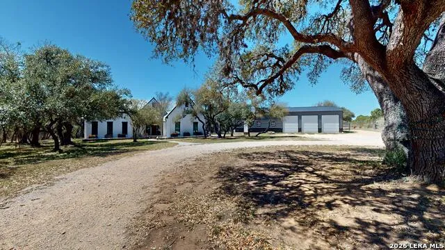 795 Persimmon Bulverde, TX 78163