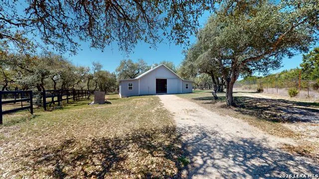 795 Persimmon Bulverde, TX 78163
